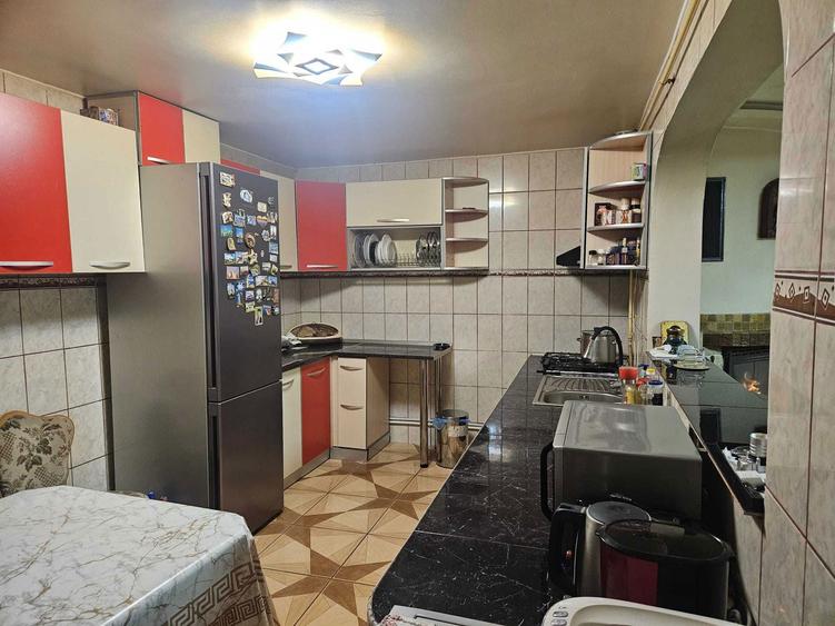 URGENT! Vand/Schimb casa (parter+mansarda), zona plantelor - 6