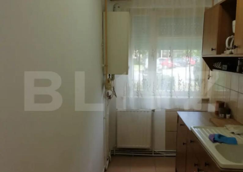 Apartament de vanzare, 40 mp, zona Micro 15 - 1