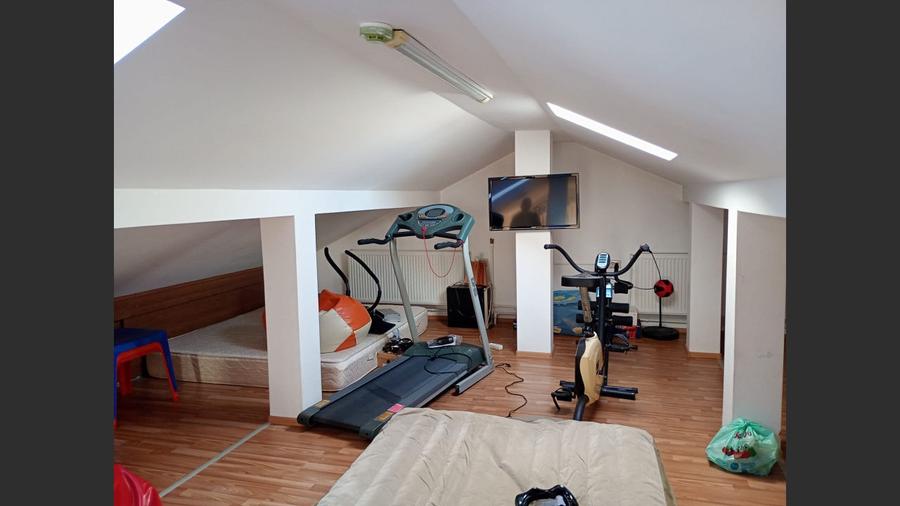 CASA P+1 , ZONA ARCASILOR - 15