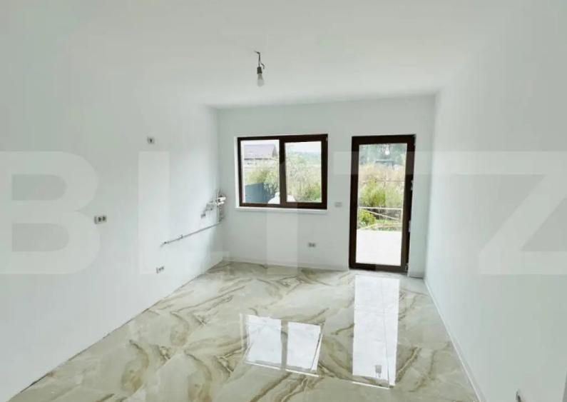 Casa cocheta de vanzare, cu 3 camere, zona Ciurea - 1