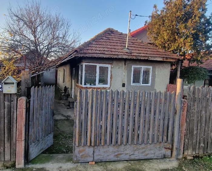 Casa de vanzare Capatanesti - 1