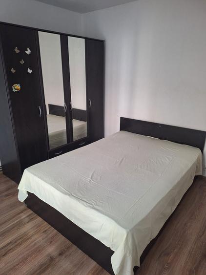 Apartament 2 camere decomandat 1 Mai- Pelendava - 2