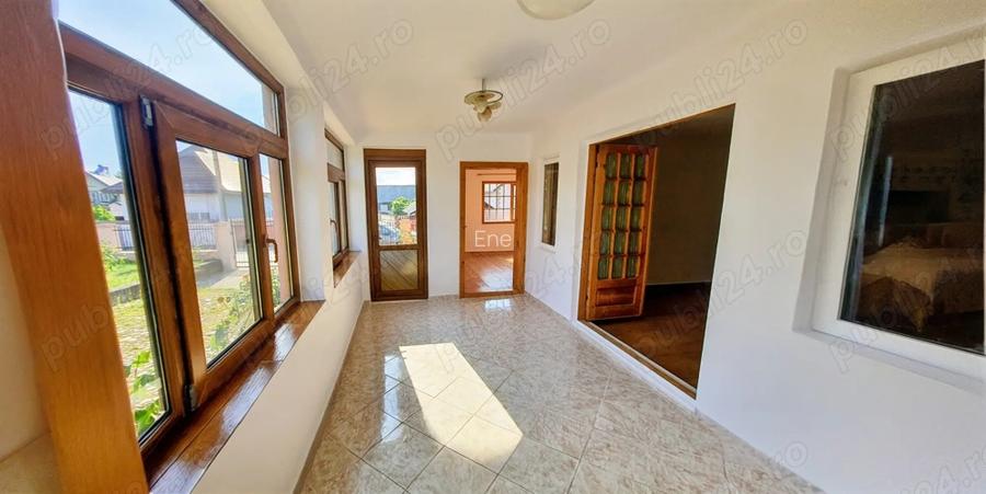 Casa cu teren generos, livada + casa secundara - 15min de Targovi?te, 1h de munte Casa cu teren generos, livada + casa secundara - 15min de Targovi?te, 1h de munte