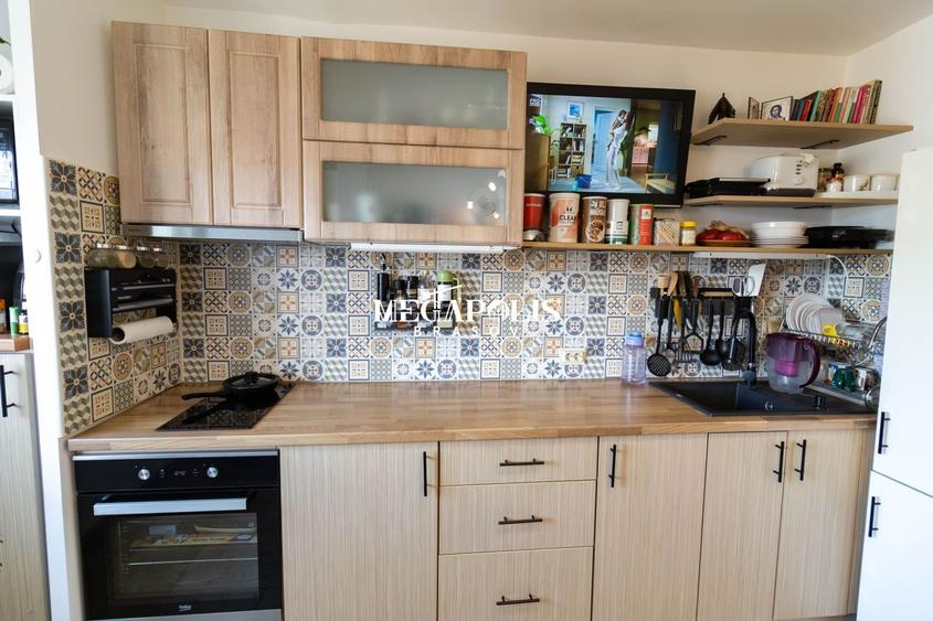Apartament cu 2 camere decomandat în Craiter