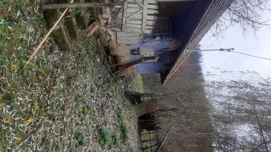 Vand casa ?araneasca din lemn. - 6