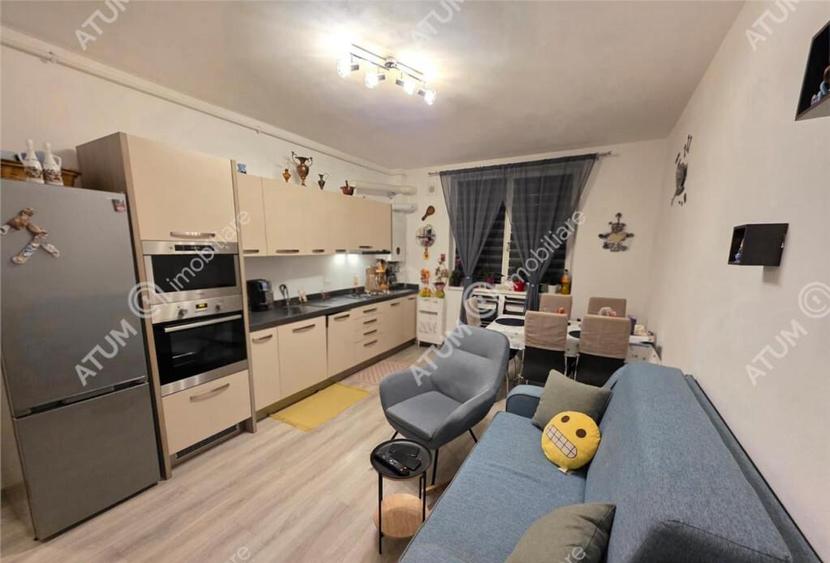 Apartament cu 3 camere decomandate loc privat de parcare zon - 9