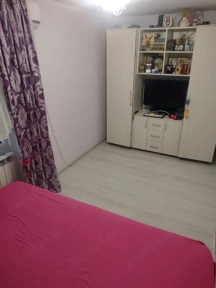 vand apartament cu doua camere micro 40 parter - 3