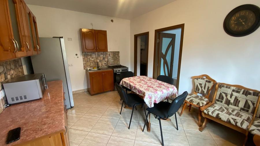 Casă de închiriat, 5 camere, 160 mp utili, Zorilor zona UMF - 1