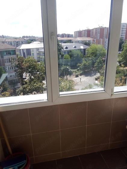 Garsonieră decomandată în Rogerius
