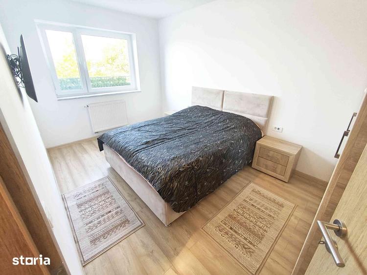 Apartament cu 2 camere decomandat în Tractorul
