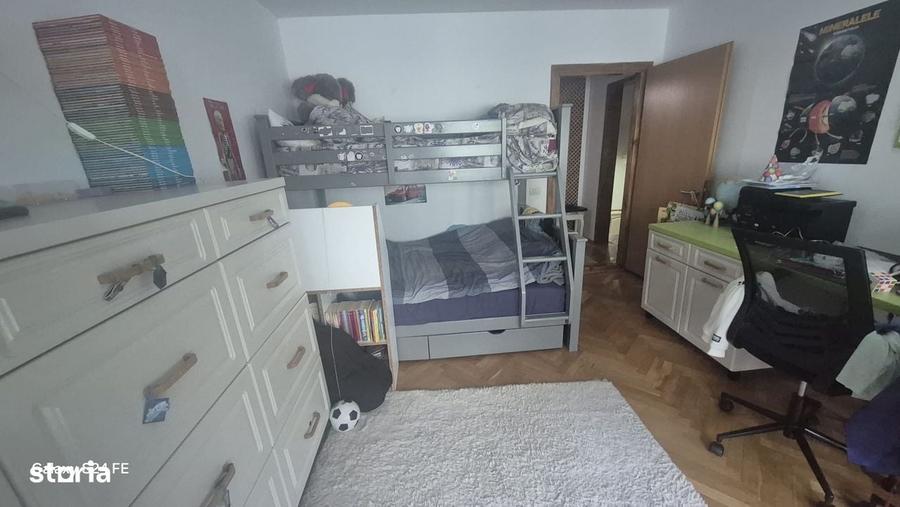 Apartament cu 3 camere în Central