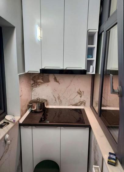 Apartament cu 3 camere decomandat în Găvana