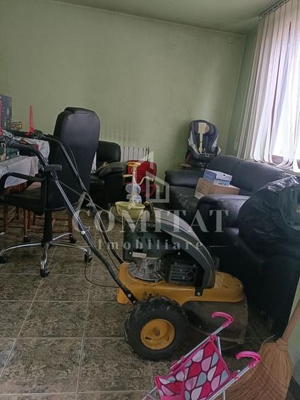 Casă individuală cu 5 camere cu Canalizare în Apahida