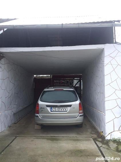Casă cu 4 camere cu Teren 1700 Mp în Central