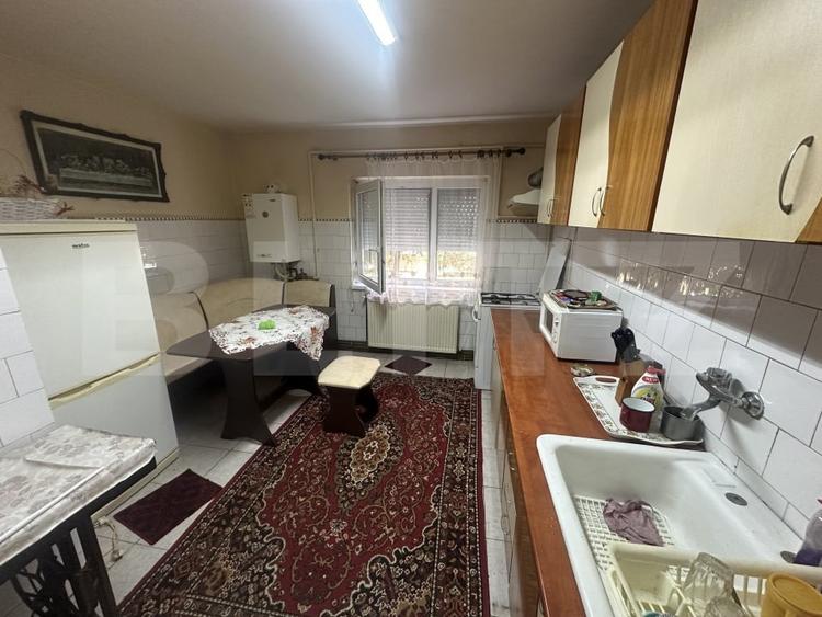 Apartament decomandat cu 3 camere, 78 mp, zona Carpati 2 - 4