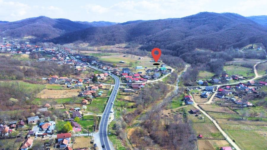 Teren de 2550 mp, în Budești