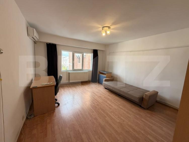 Apartament cu 1 camera, decomandat, 40 mp, Pet friendly, AC, zona Piata Cipariu - 1