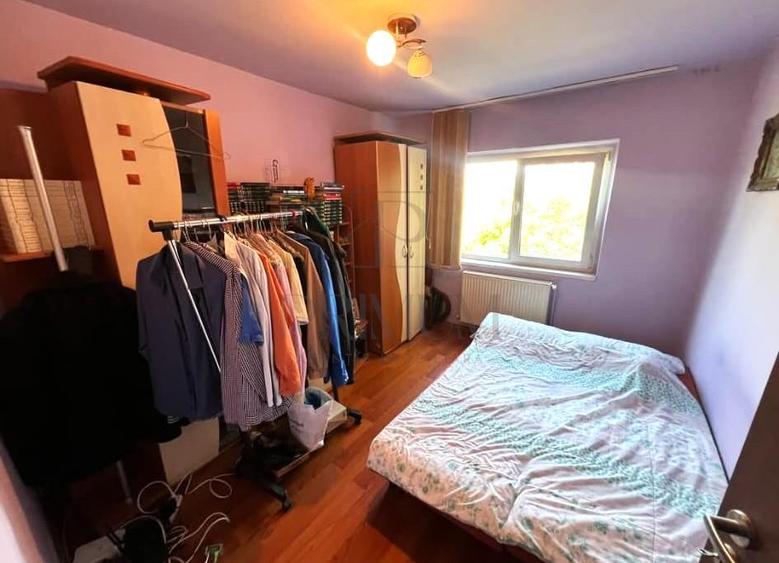 Apartament cu 3 camere decomandat în Aradului — fotografia 3