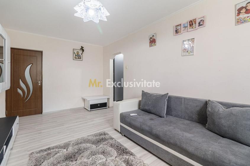 Apartament cu 4 camere decomandat în Rahova