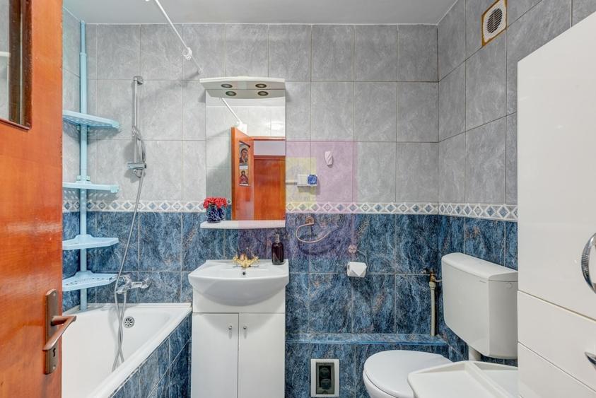 Apartament cu 2 camere decomandat în 13 Septembrie