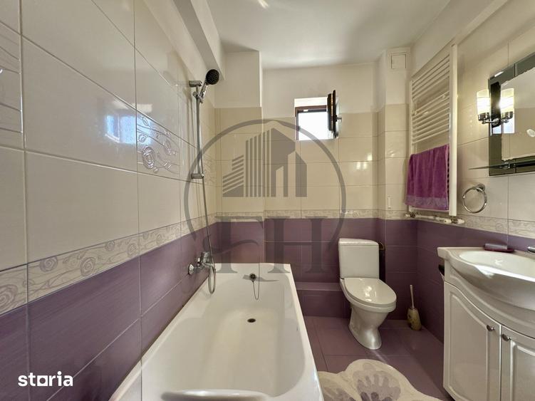 Casă cu 7 camere decomandat cu Teren 441 Mp în Coiciu