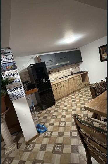 Casă cu 2 camere în Central