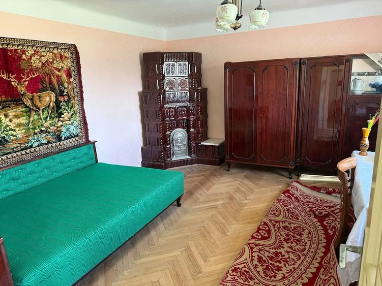 Casă cu 4 camere cu Teren 9000 Mp în Drăgănești