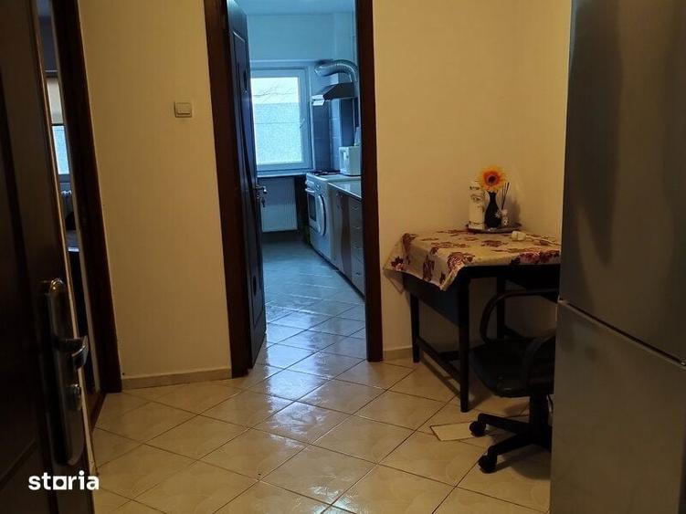 Garsonieră decomandată, mobilată în Dristor