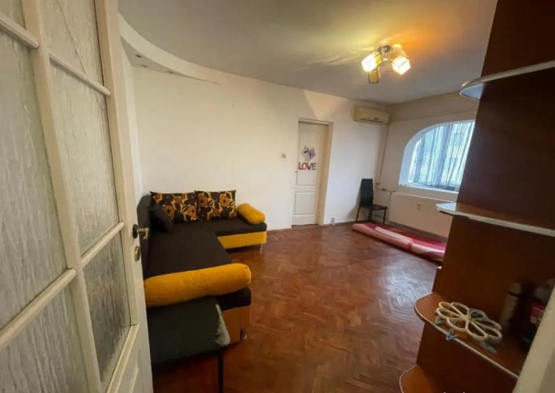 Apartament 2 camere, 41 mp, Craiovita Noua, zona Statia 30 - 1