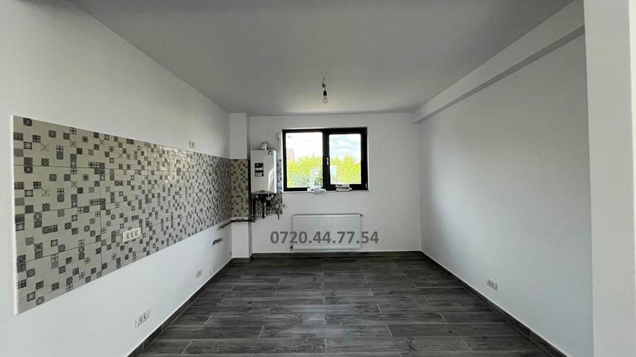 Vila 5 camere 3 bai la cheie Teren 540mp central Comuna Berceni - 1