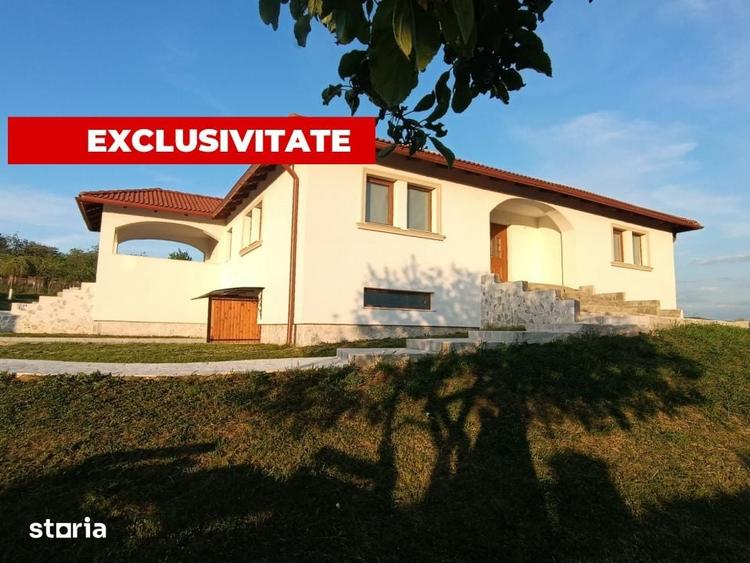 Casă cu 9 camere cu Teren 1800 Mp în Apahida