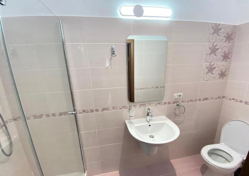 Apartament 3 camere, zona Intim, bloc Bermo - 3