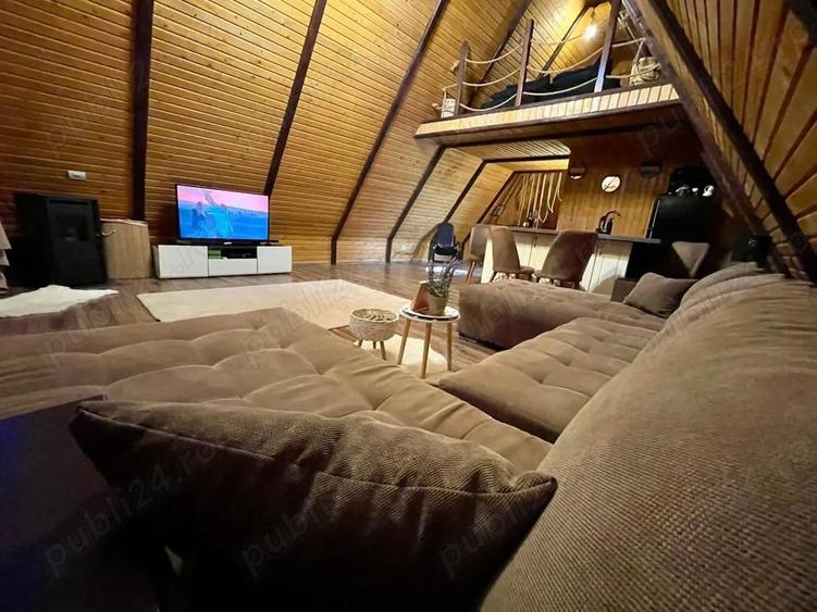 Casa A-Frame, de locuit sau afacere la cheie, teren 7000 mp, 3 stele autorizata - 7