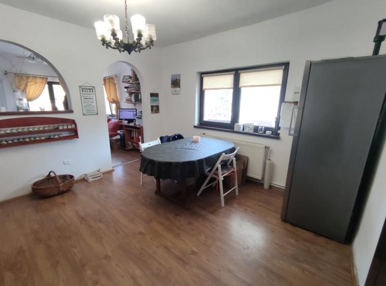 CASA/ VILA,  91 mp utili, 170 mp teren, Zona Schei - 8