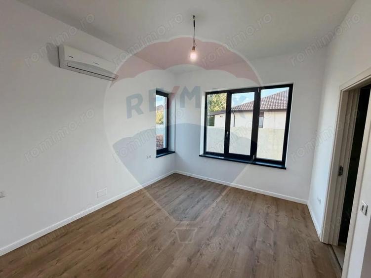 Casa / Vila cu 4 camere de vanzare in zona Dedeman - 5