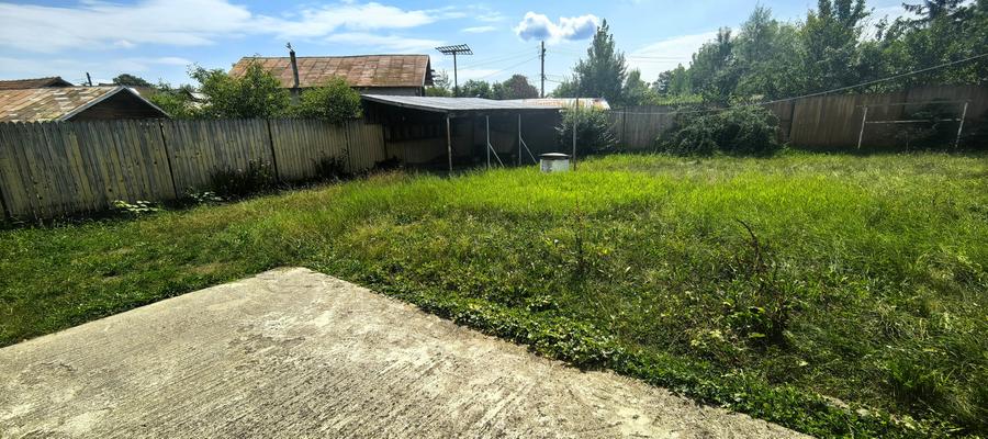 Casa Breaza , zona centrala , 500mp teren drept ,toate utilitatile - 24