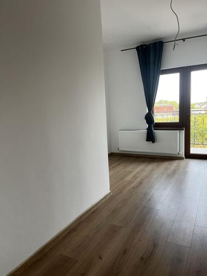 Casă cu 3 camere cu Teren 118 Mp în Lumina