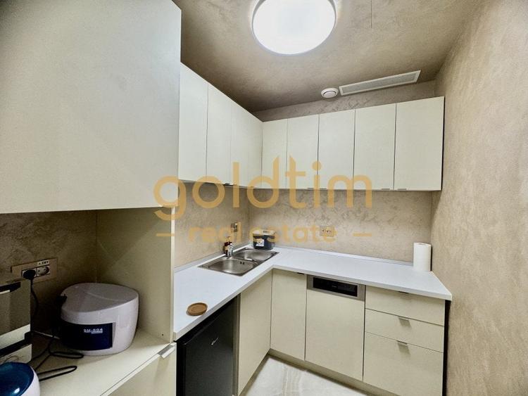 SPATIU VITRINA/ PRETABIL SALON INFRUMUSETARE - 33