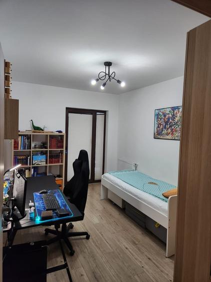 Complex Moghiorosi-  Apartament 3 camere - bl nou - centrala termica - 85 mp - 8