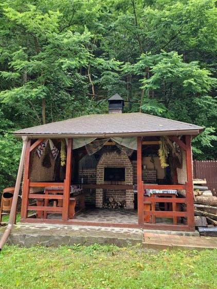 Complex Turistic - 900 mp utili -  teren 3000 mp - Piscina - zona turistica - 56