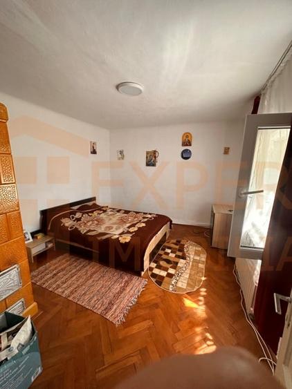 Casa situata in zona Cobadin, COMISION 0% - 4