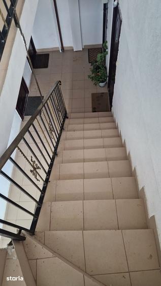 Apartament cu 2 camere în 1 Decembrie