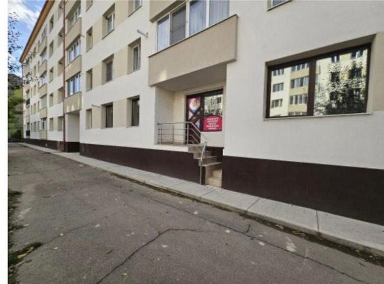 Spatiu comercial - 1