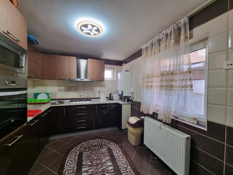 Vila de inchiriat 5 camere Sisesti-Vatra Noua - 5