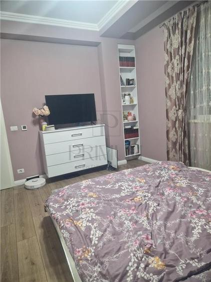 GIROC | 3 CAM | ET.1 | DECOMANDAT | 2 BAI | 2xPARCARE | INCALZIRE PARDOSEALA - 4