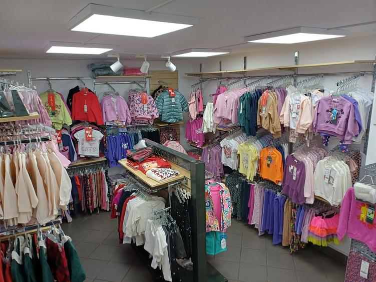 Inchiriez/vand spatiu comercial - 4