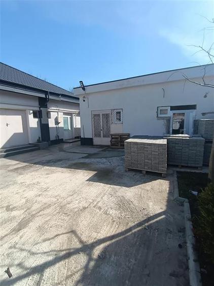 Spatiu comercial 350 mp cu teren 780 mp, pret 14 Euro mp - 2