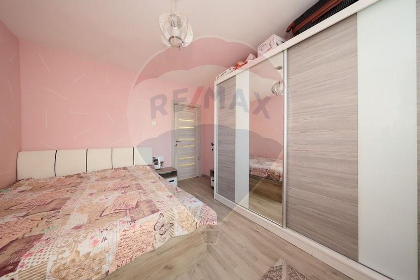 Apartament cu 3 camere de vanzare in zona Vlahuta - 6