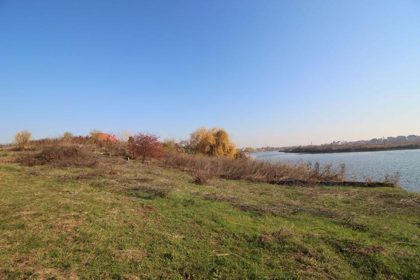 Teren dezvoltare 4763 pe malul Lacului Mogosoaia deschidere 40 metri - 6