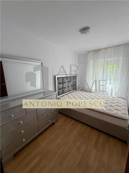 Apartament cu 3 camere decomandat, mobilat în 9 Mai